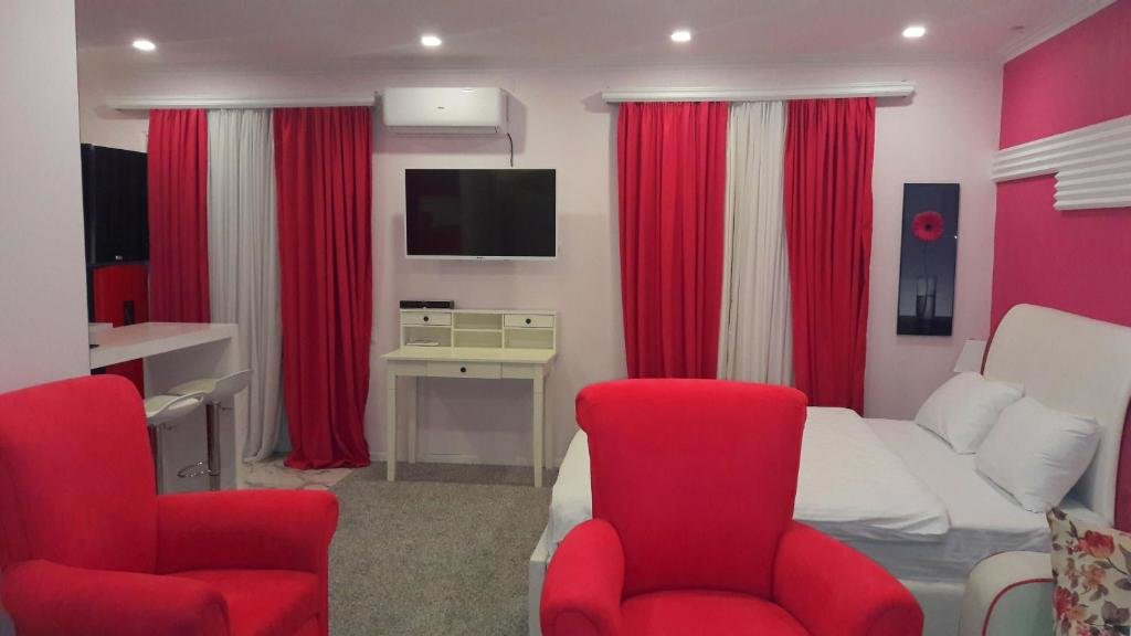 Тбилиси: Pink Apartment near Airport