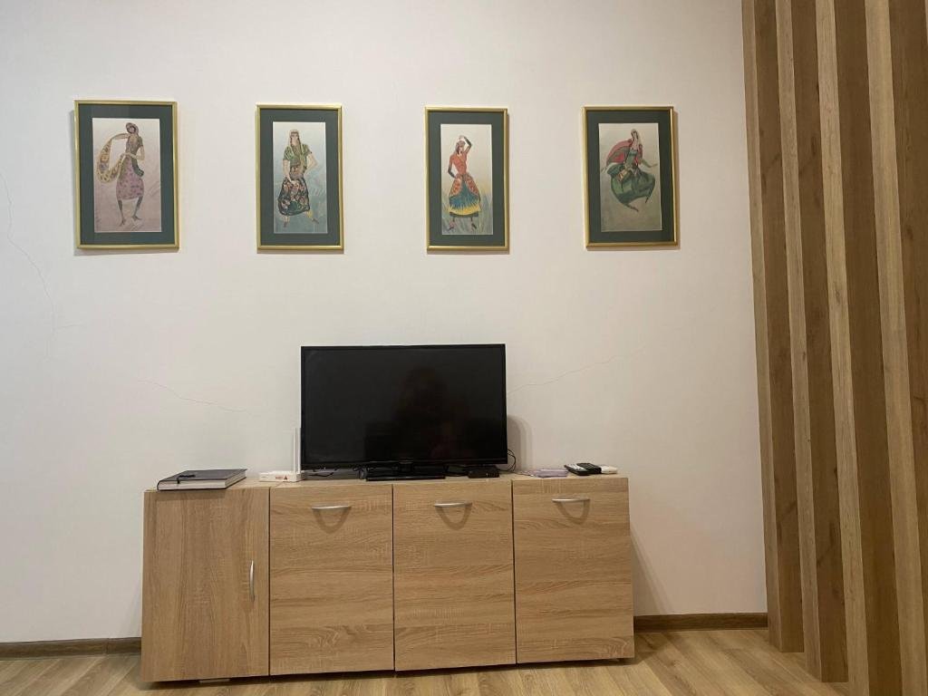 Тбилиси: City Center Apart with Garden AC Near Metro