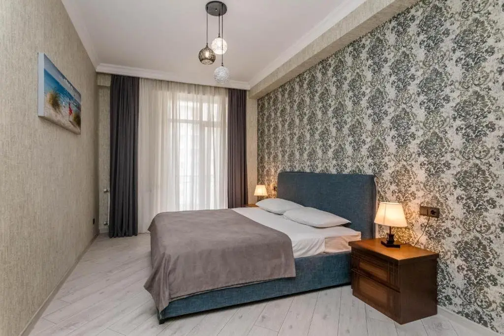 Тбилиси: Rustaveli Residence III