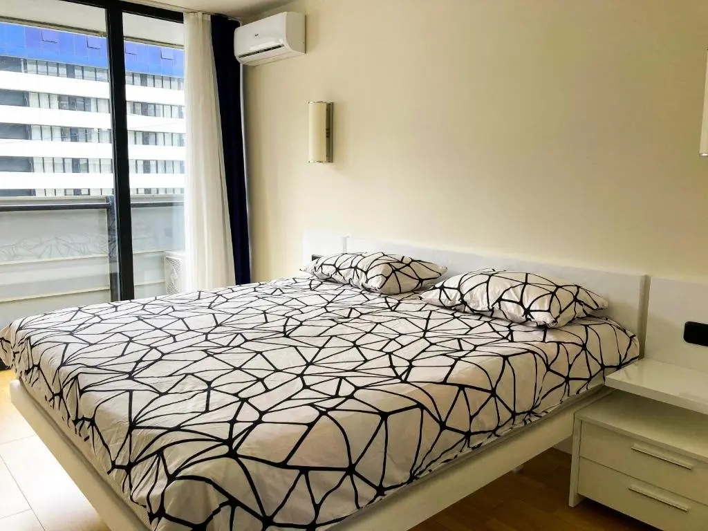Батуми: Apart Hotel ORBI CITY Twin Towers 49 th floor