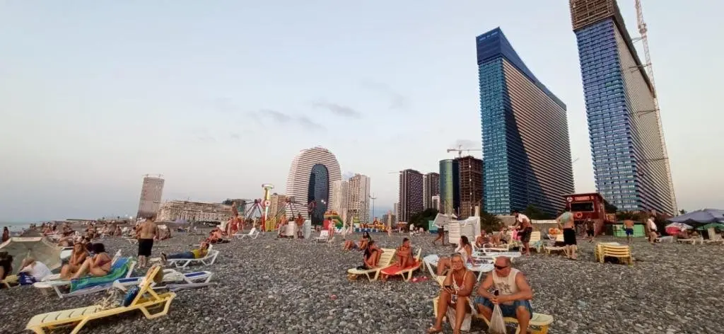 Батуми: Apart Hotel ORBI CITY Twin Towers 49 th floor