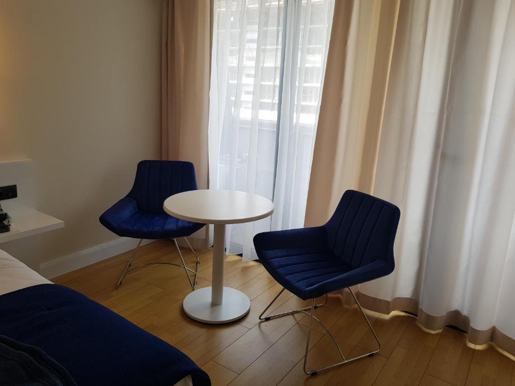Батуми: Apartamenty s vidom na more i gory Sherif Himshiashvili 7b Orbi City