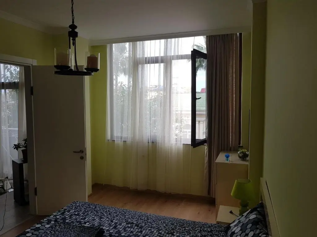 Батуми: Apartments Cira 01