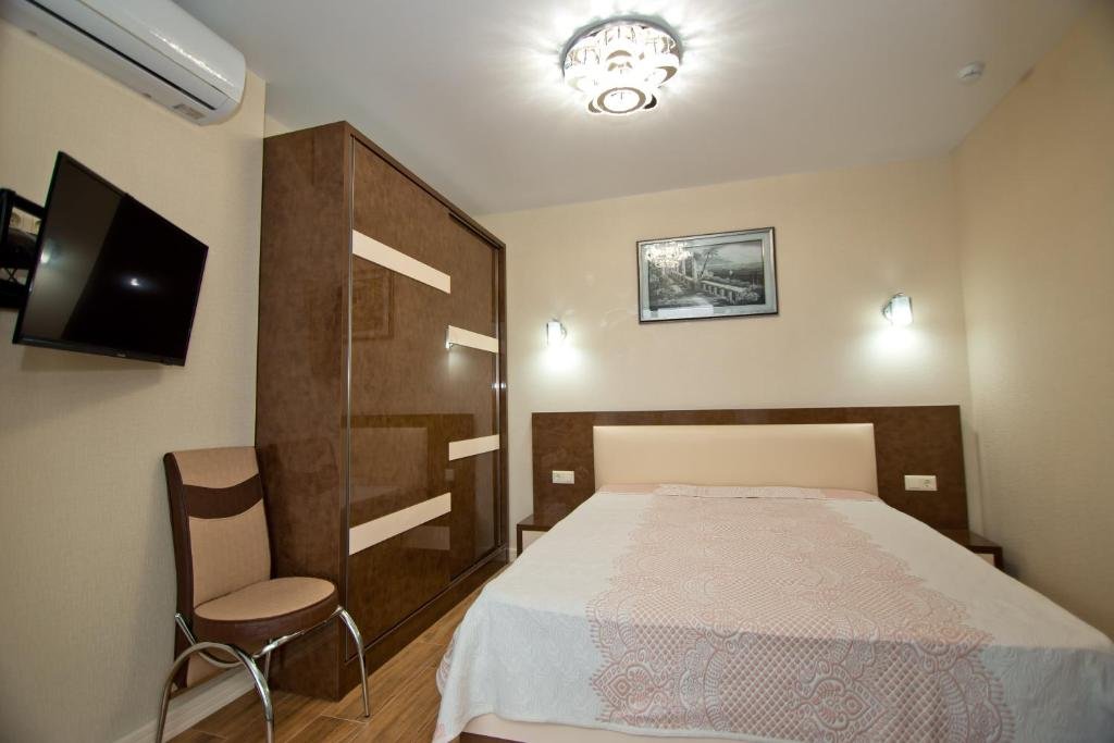 Батуми: Holiday Batumi apartments.0714
