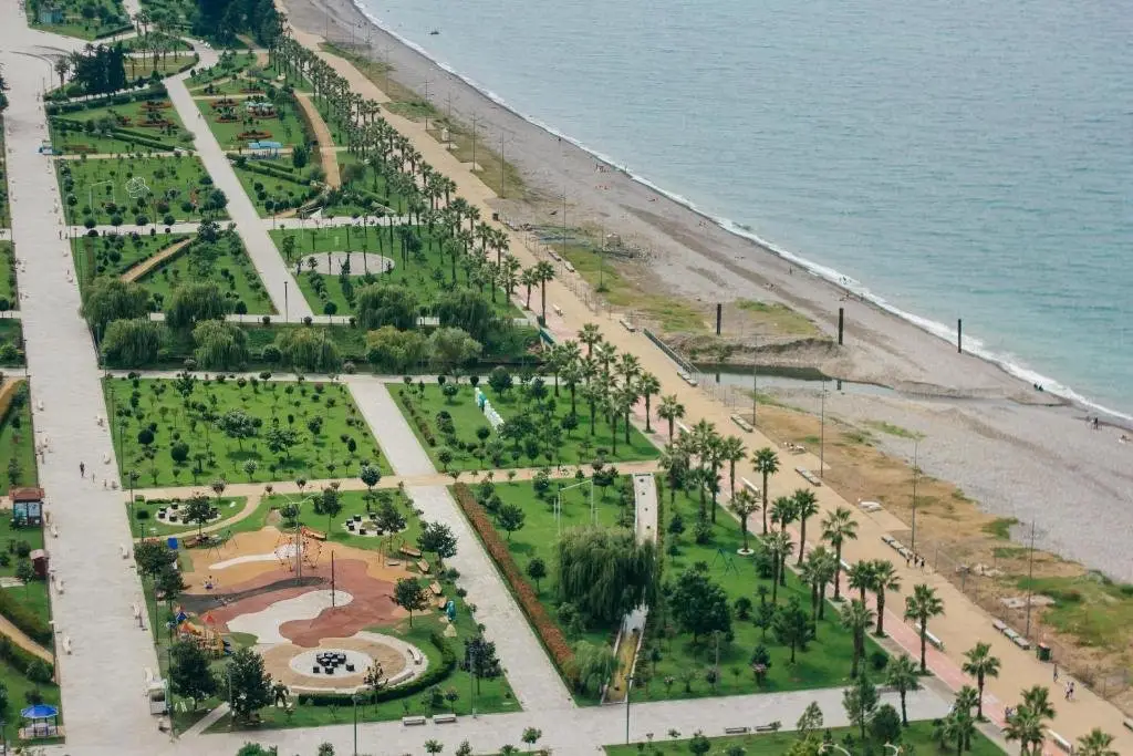 Батуми: Holiday Batumi apartments.0714