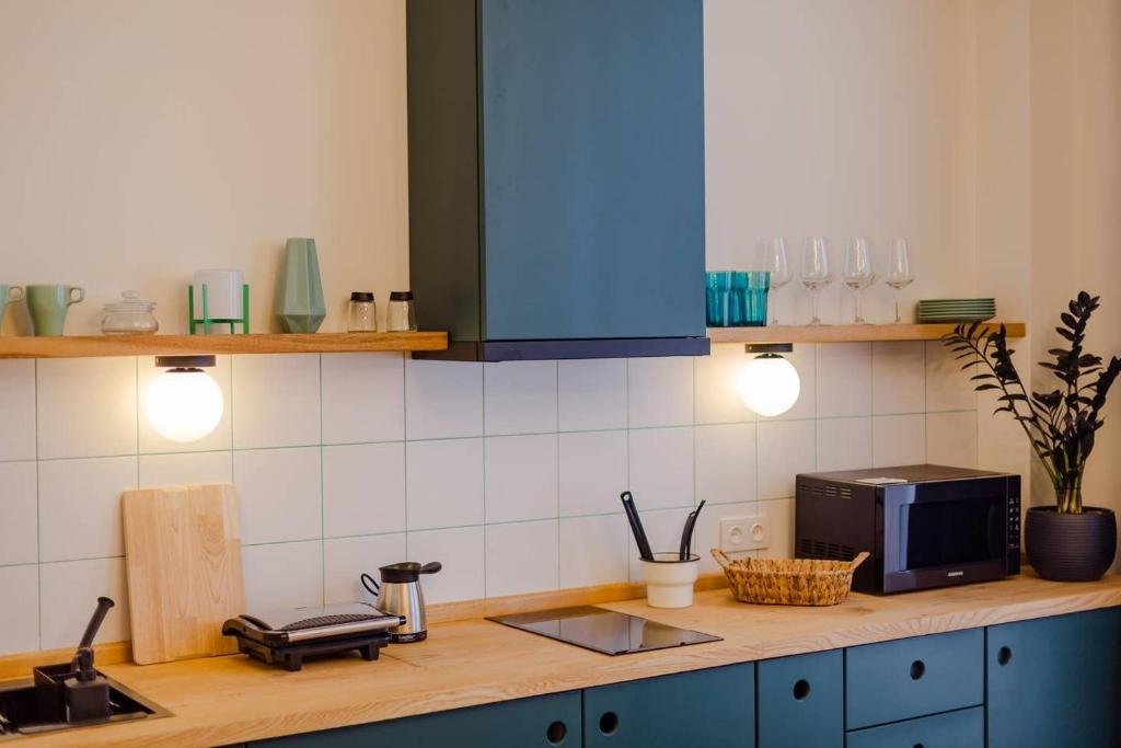 Батуми: Colorful And Cozy 1br. Apt. Near the Sea