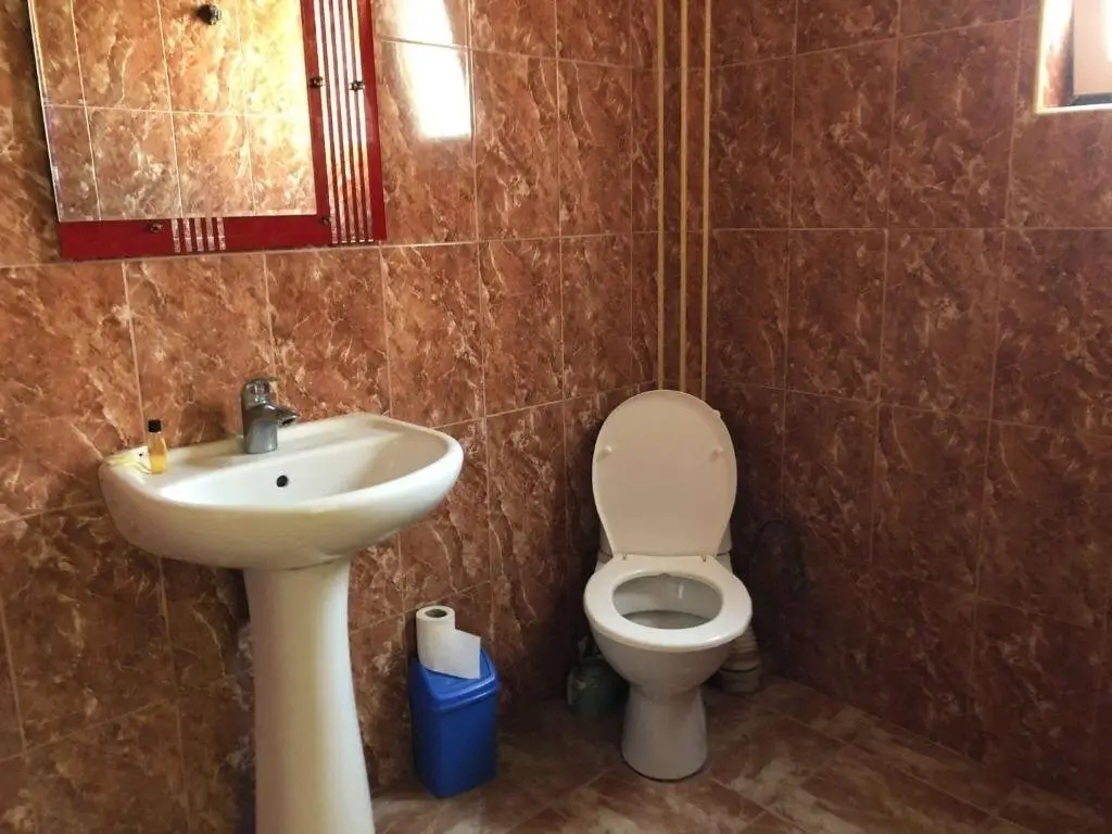 Батуми: Efe Hotel