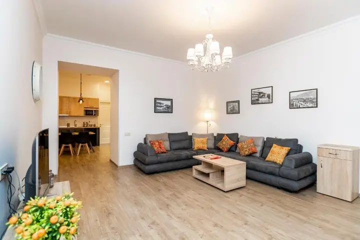 Тбилиси: Proper Apartments New Design 1BR Apt 2 min Liberty Square