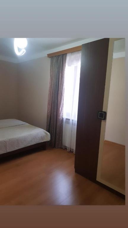 Батуми: Apartment on Gorgiladze 44