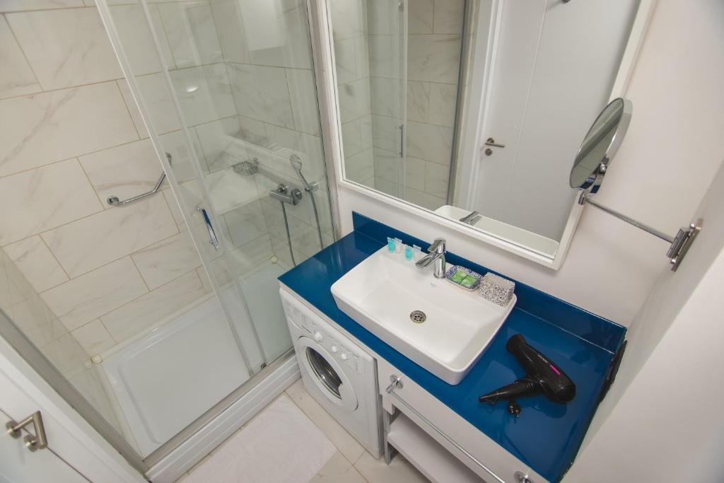 Батуми: Orbi City, block ?, room13-05