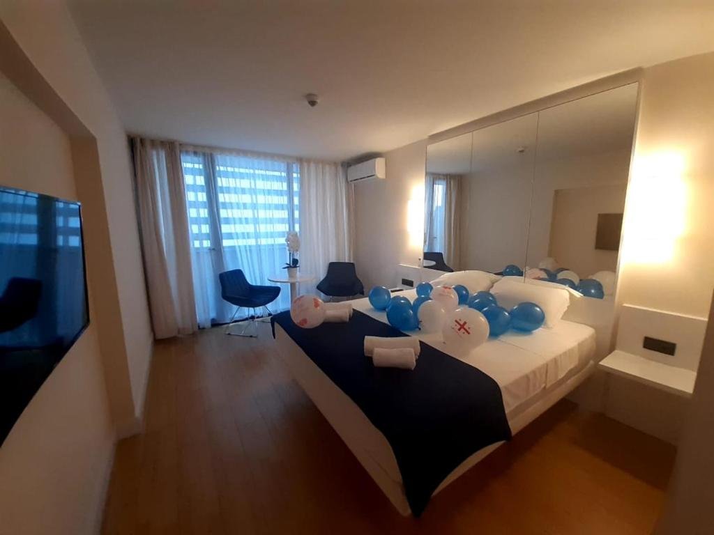 Батуми: Orbi City Tower 2948 (29 floor)