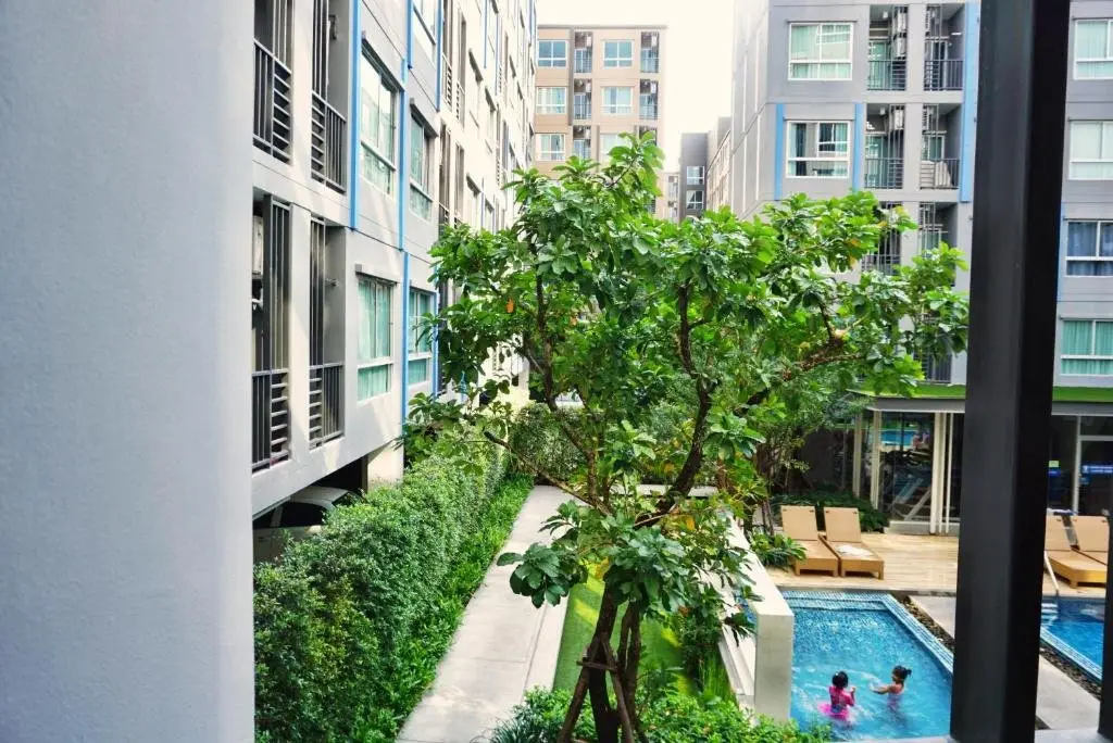 Самутпракан: The Kith Plus Sukhumvit 113 by BLK