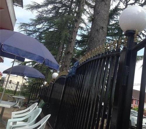 Уреки: Hotel Mimino