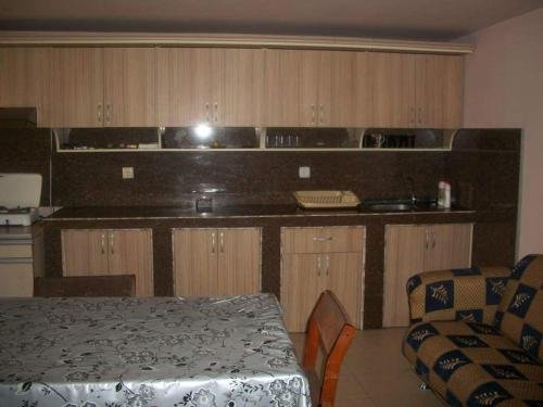 Букнари: Guest House Domashni