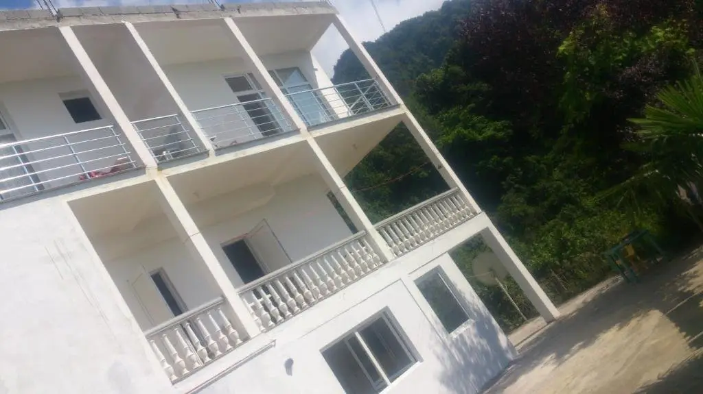 Батуми: Temo's guest house