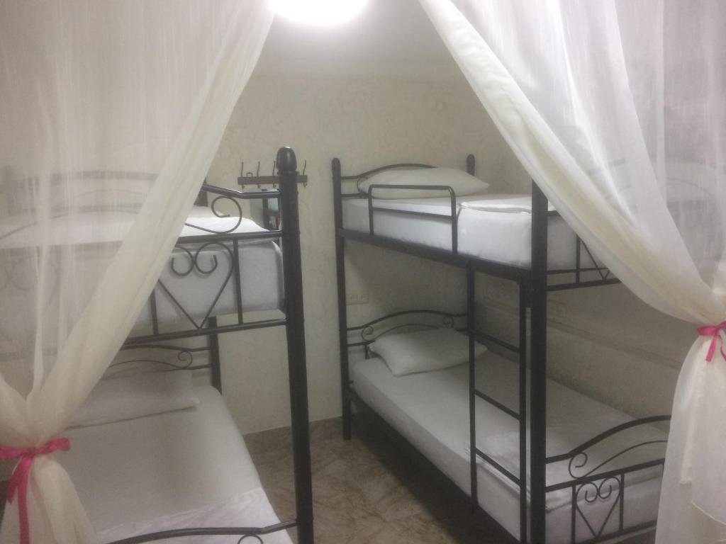 Батуми: Hostel Mini