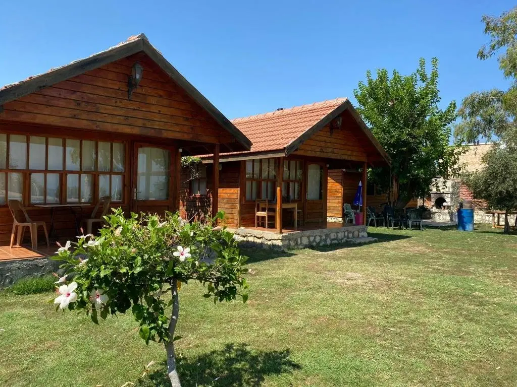 Демре: Demre Sahildeki Ev Bungalov Apart