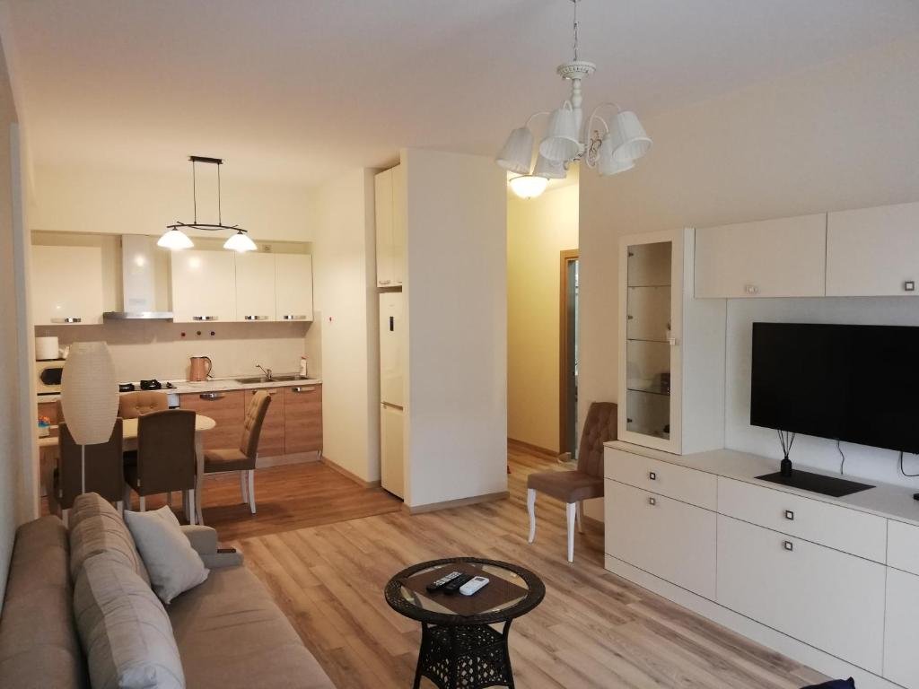 Тбилиси: M2 apartment kartozia 10