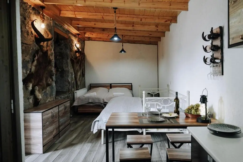 Степанцминда: House 54