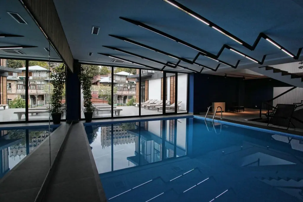 Тбилиси: L.M Club Hotel Mimino