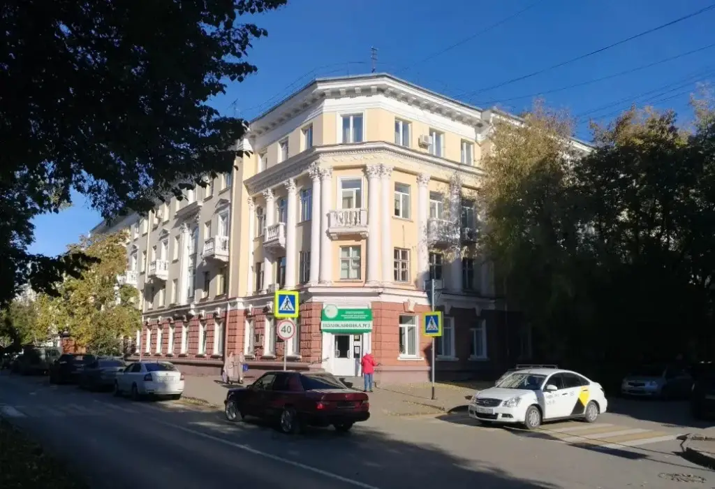 Апартаменты Мохито в старом центре у Драмтеатра и управления Росгвардии на Весенней 10 — фото 1