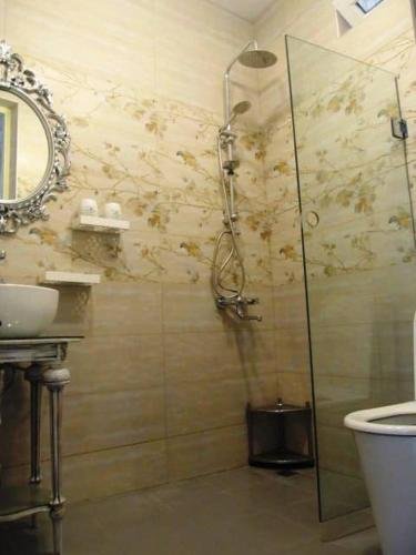 Тбилиси: Best Located, Stylish House.