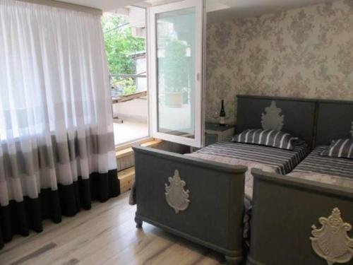 Тбилиси: Best Located, Stylish House.