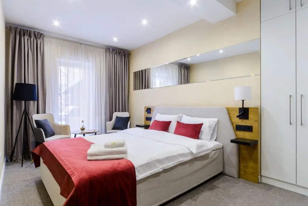 Минск: Гостевой дом для 10 гостей HomeApart(1)