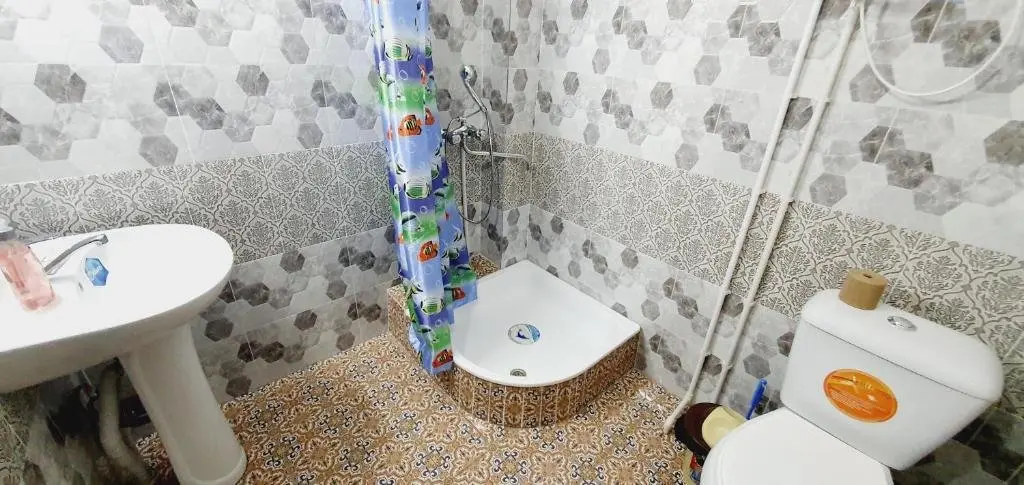 Нурата: Guest House Ruslan Nurata & Tours