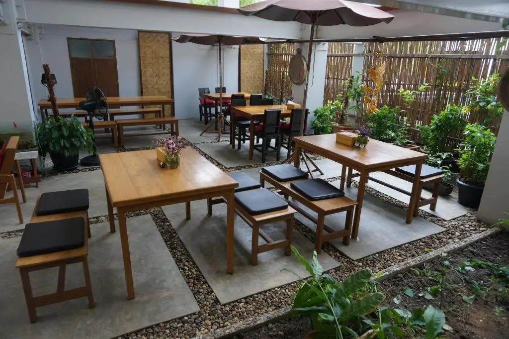 Чиангмай: SugarCane Chiang Mai.