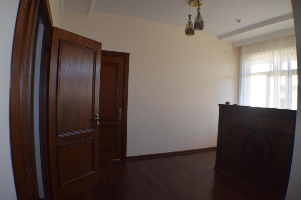 Ташкент: Hotel SUZUK-OTA