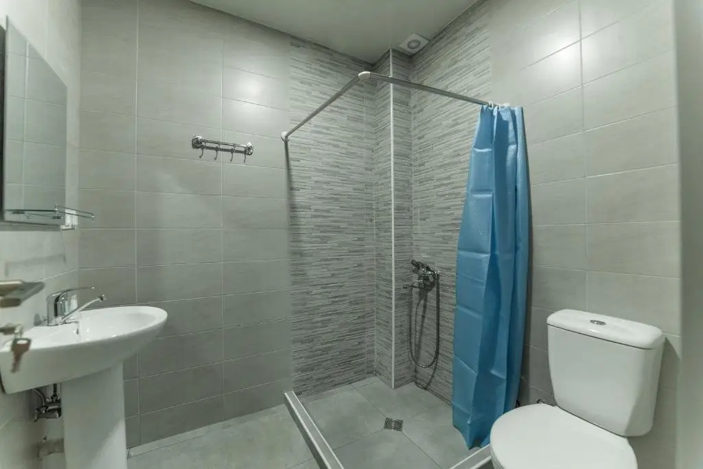 Омало: Hotel Complex Nabadi