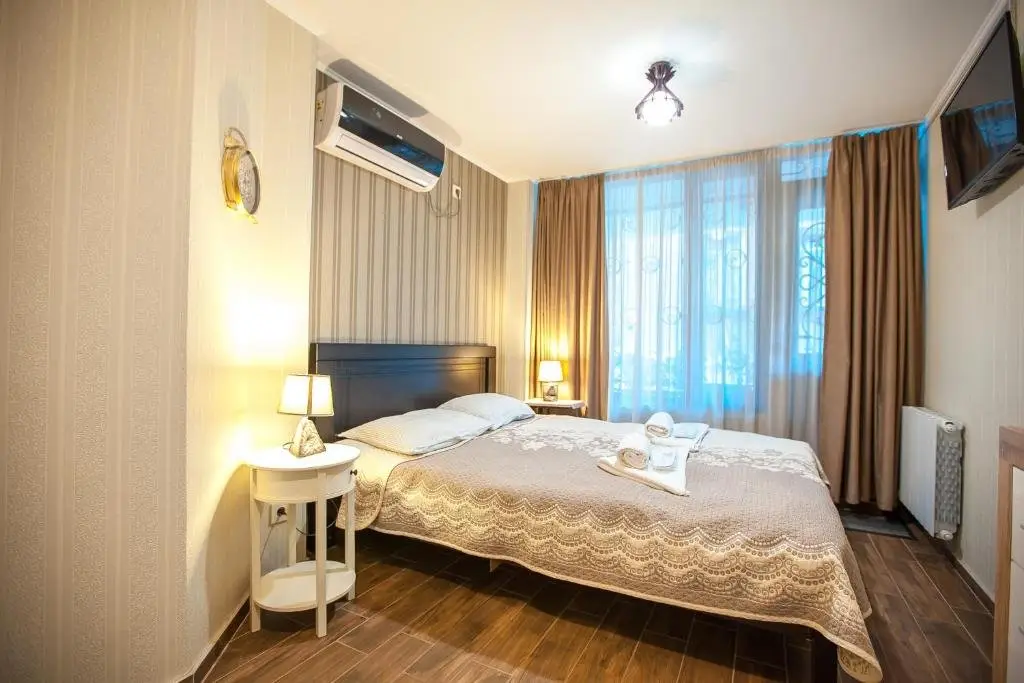 Тбилиси: Apartment on L.Meskhishvili Turn
