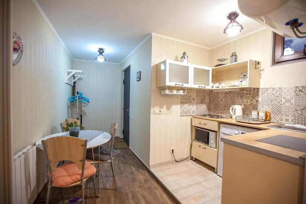 Тбилиси: Apartment on L.Meskhishvili Turn