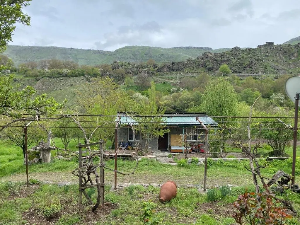 Вардзиа: Tirebi Farmhouse