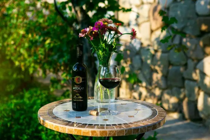Телави: Twins Wine House