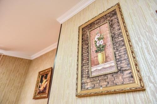 Тбилиси: Hotel S.R