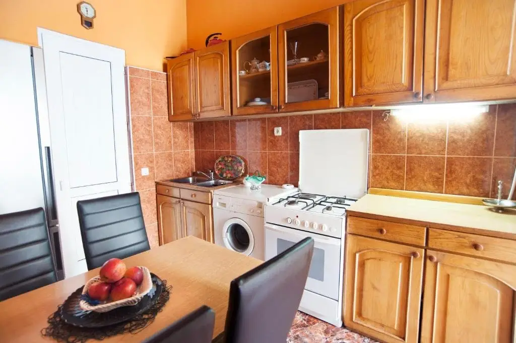 Тбилиси: Apartment in Purtseladze Street