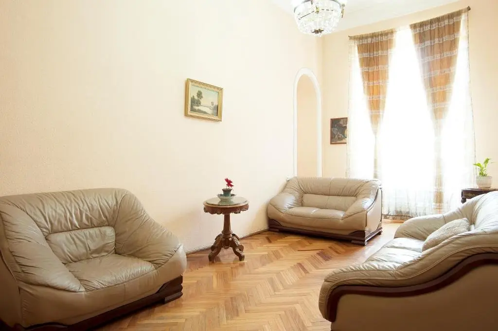 Тбилиси: Apartment in Purtseladze Street