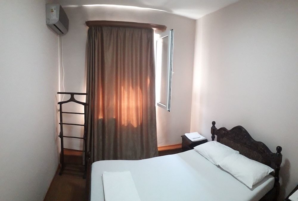 Тбилиси: Hotel IMERETI