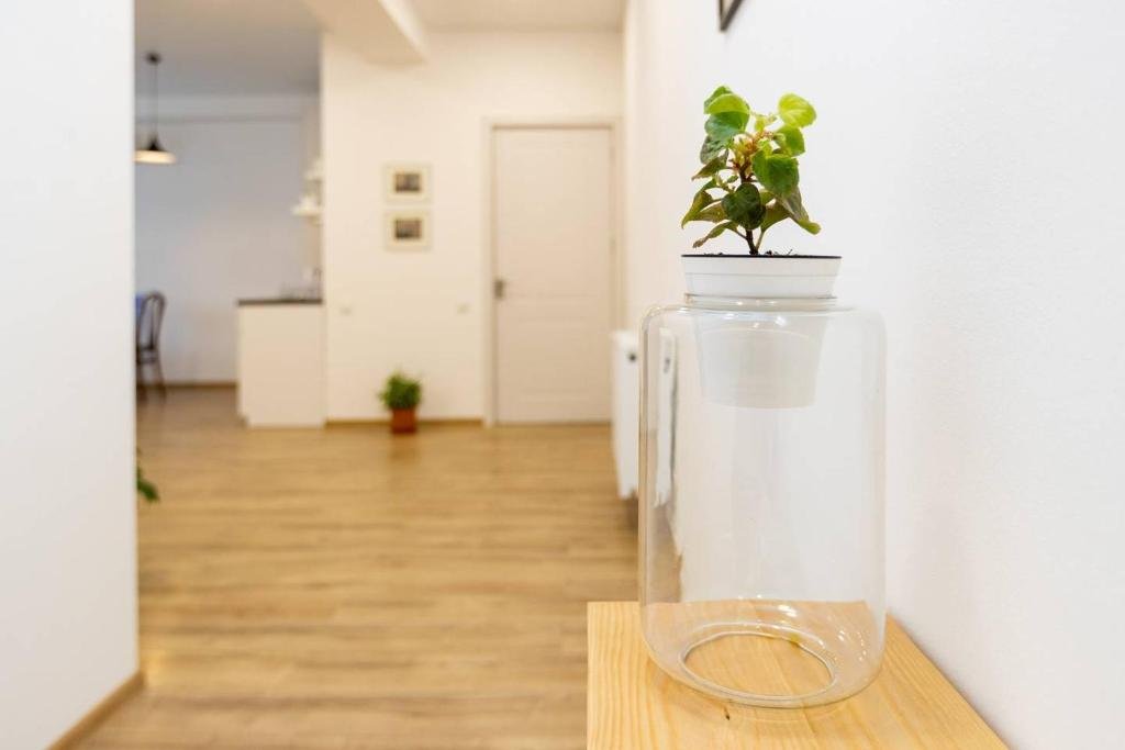 Тбилиси: Wehost Stylish Apartment Near Fabrika