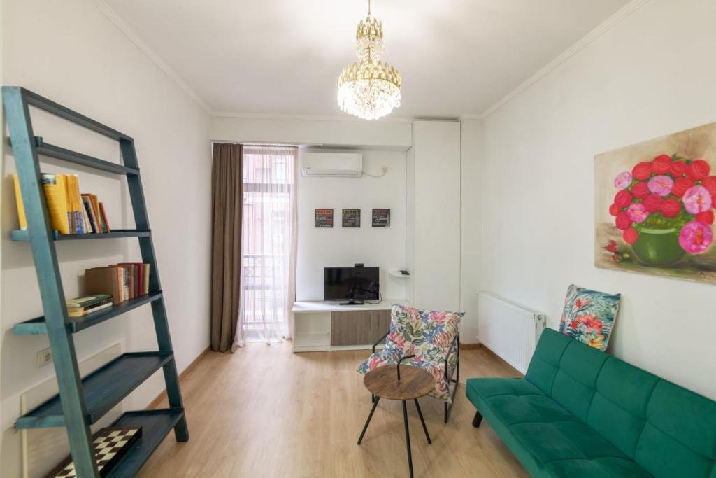 Тбилиси: Best Location Apartment in Old Tbilisi
