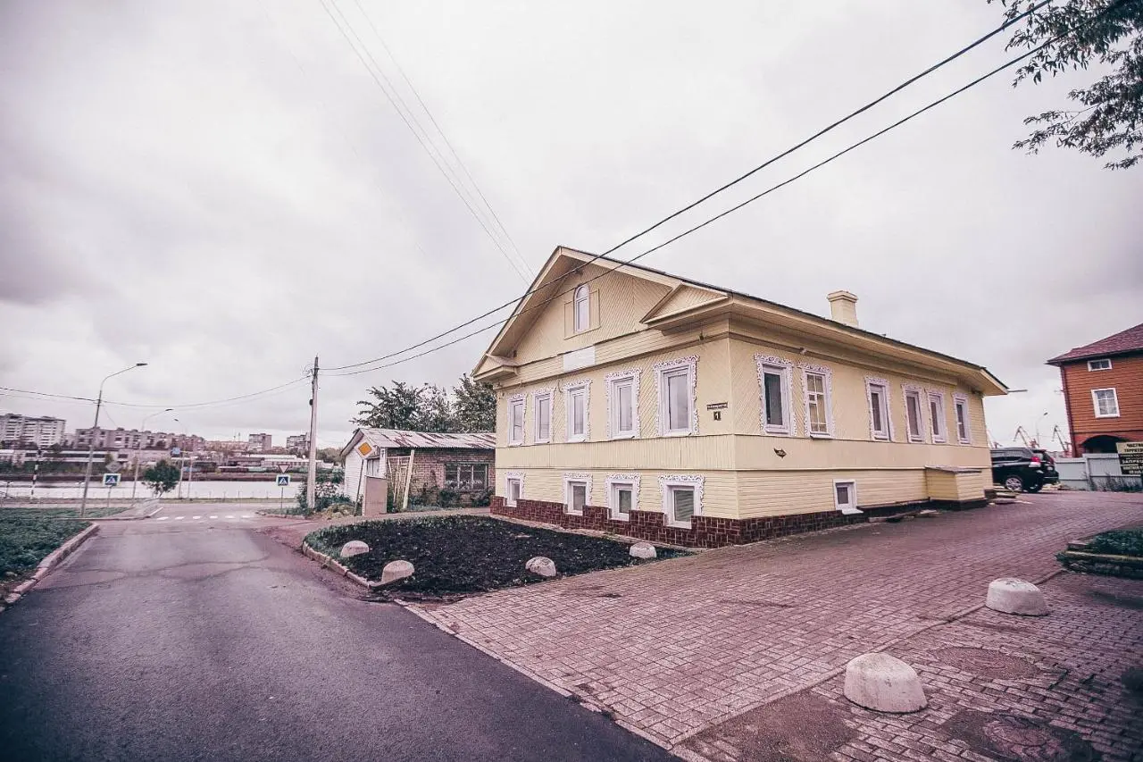 Череповец: Na naberezhnoy Guesthouse
