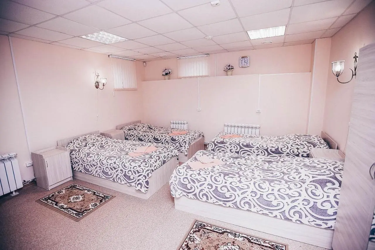 Череповец: Na naberezhnoy Guesthouse