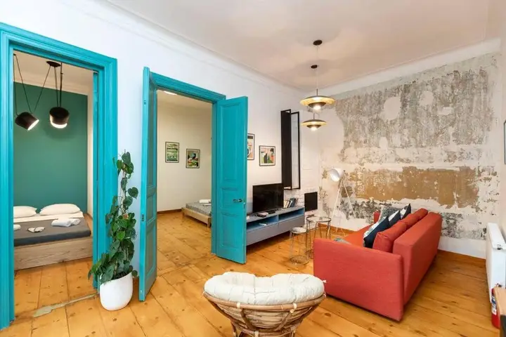 Тбилиси: 2br stylish apt in the heart of tbilisi