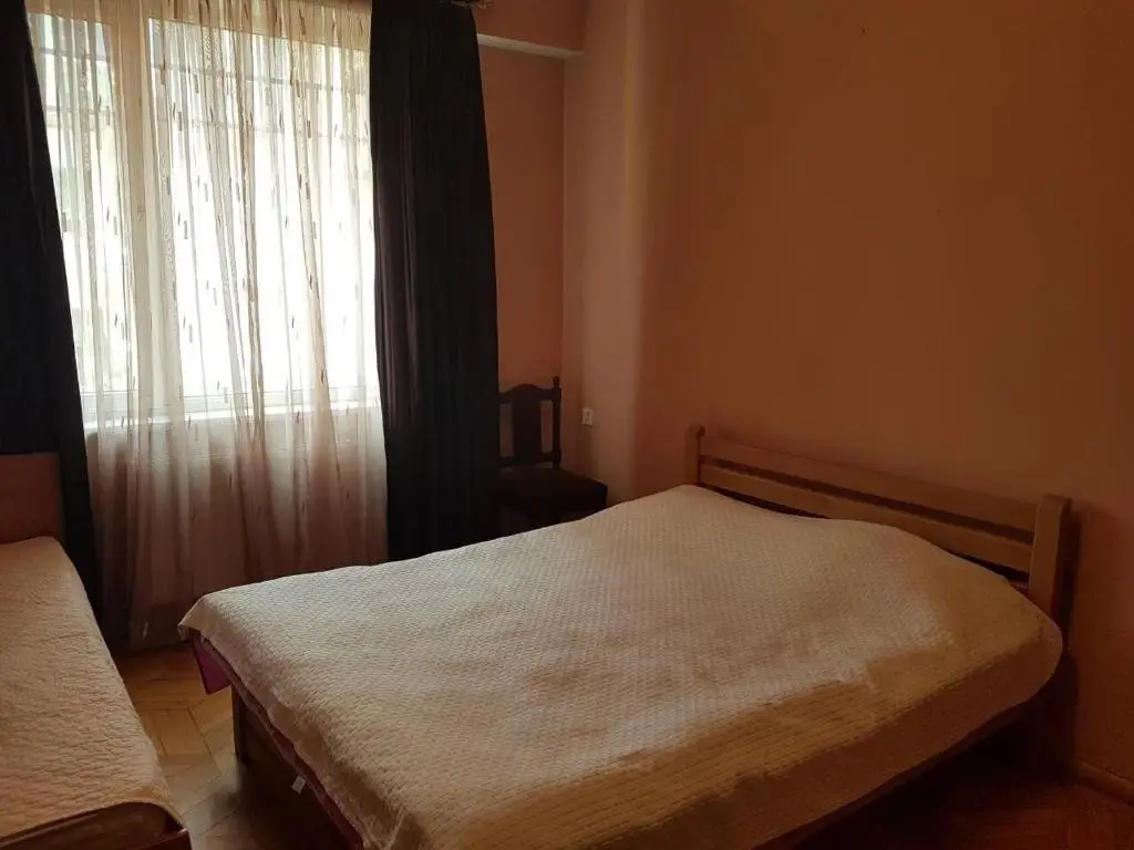 Тбилиси: Vera Apartment On Kostava 3