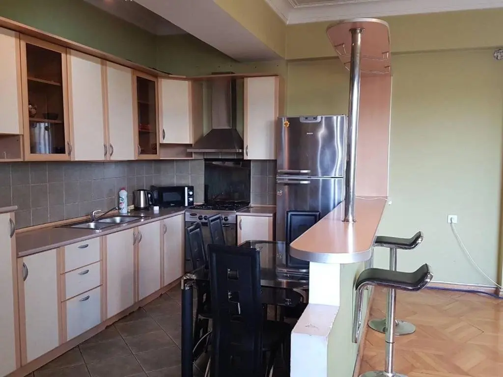 Тбилиси: Vera Apartment On Kostava 3