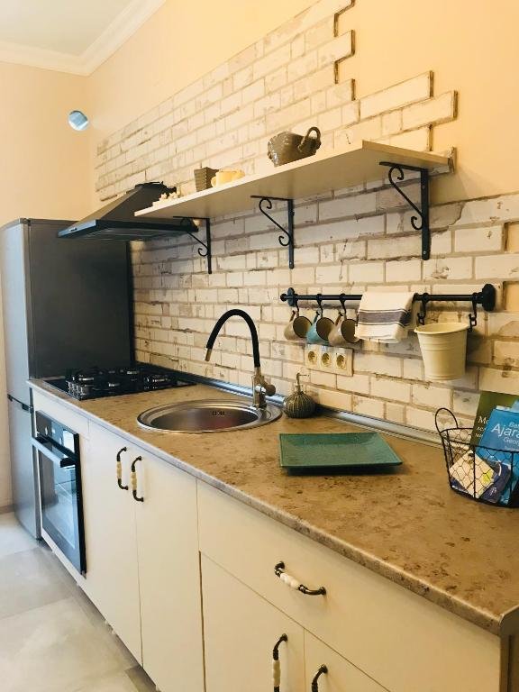 Кобулети: A cozy house for guests