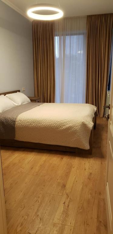 Тбилиси: Apartment - 200 m Near Central Park