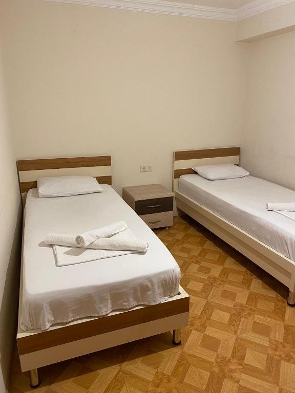 Батуми: Hotel Tao